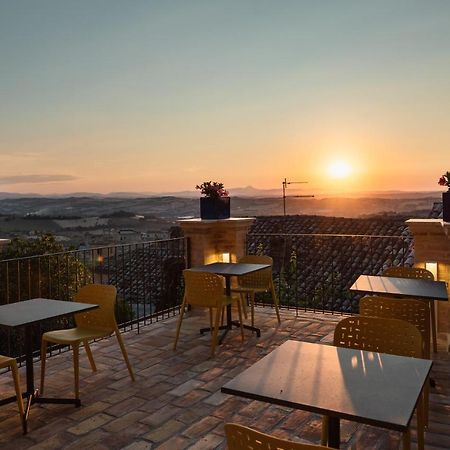 Ognissanti Guesthouse & Suites Fermo Esterno foto