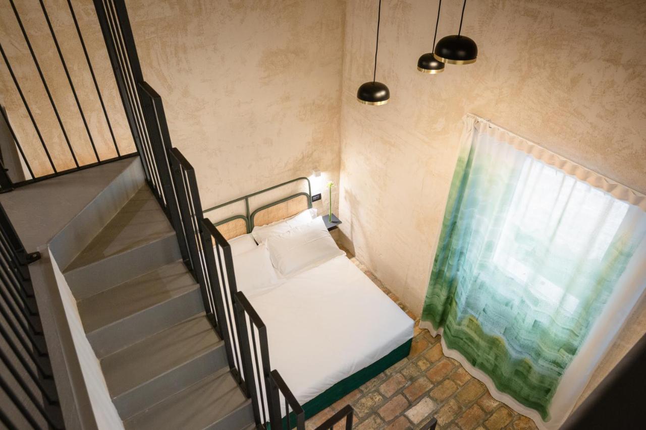 Ognissanti Guesthouse & Suites Fermo Esterno foto