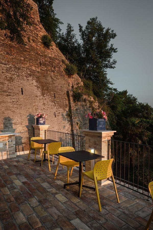 Ognissanti Guesthouse & Suites Fermo Esterno foto