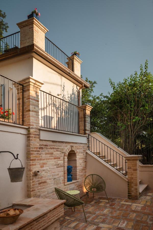 Ognissanti Guesthouse & Suites Fermo Esterno foto