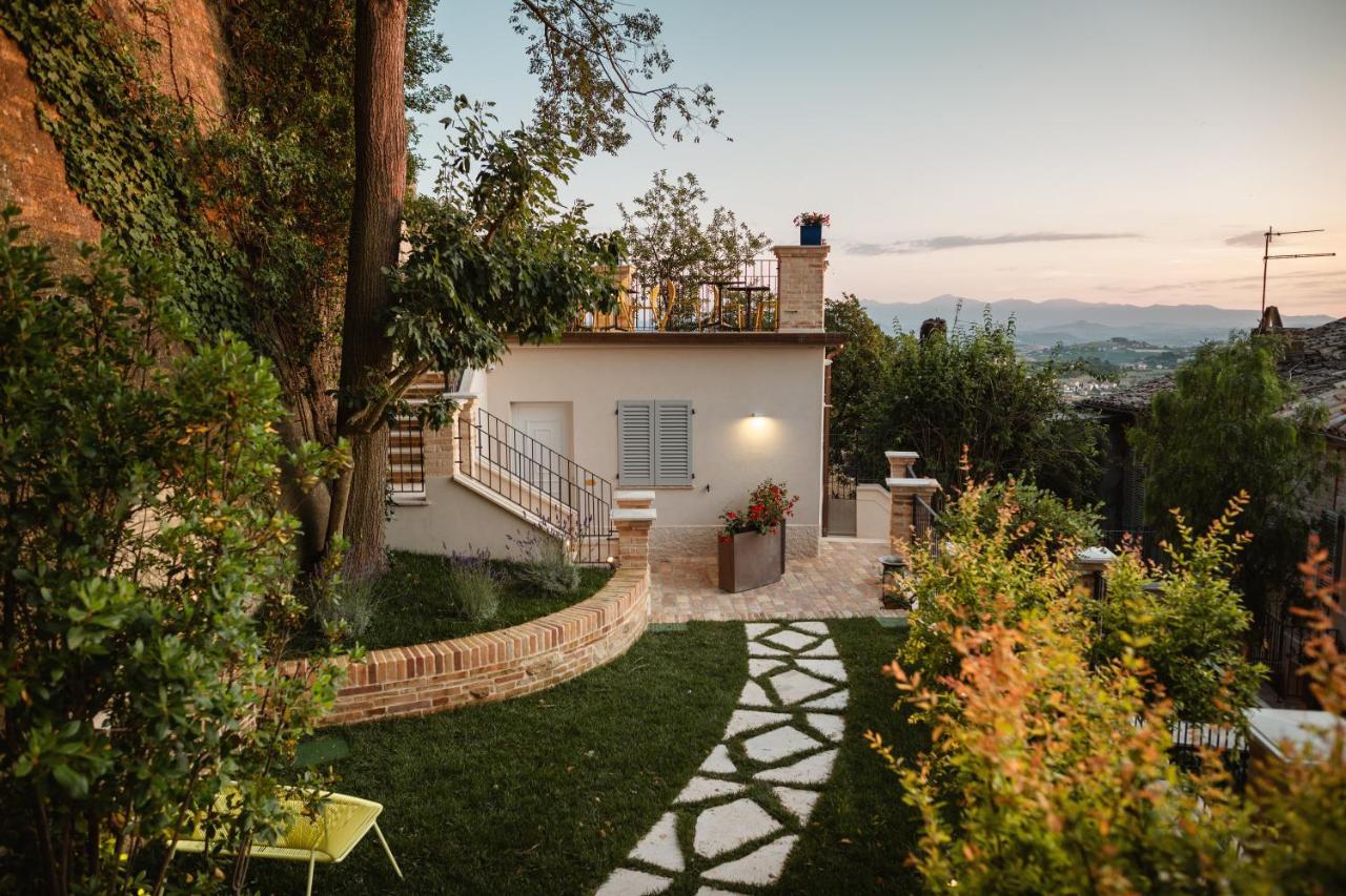 Ognissanti Guesthouse & Suites Fermo Esterno foto