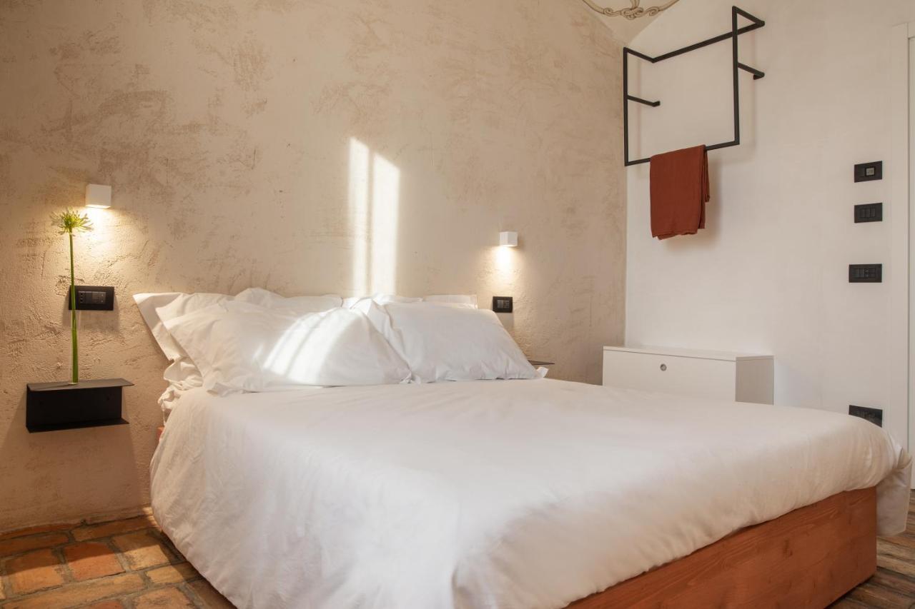 Ognissanti Guesthouse & Suites Fermo Esterno foto